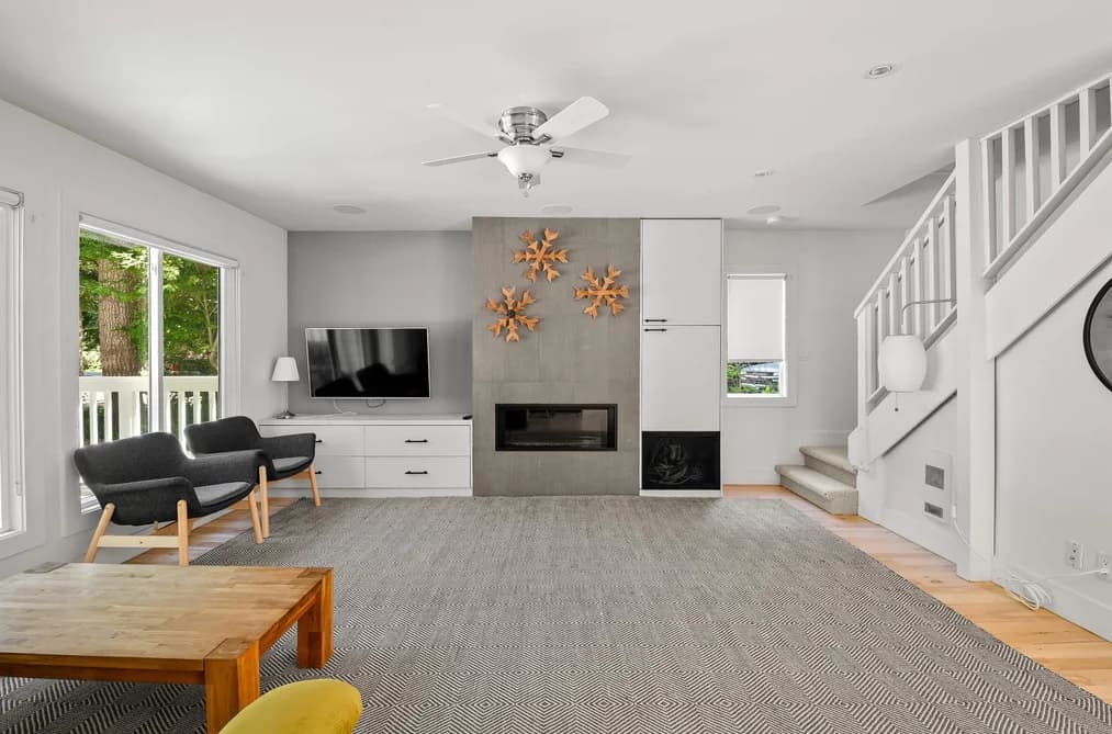 6716 CRABAPPLE DRIVE, Whistler, BC — Residential for Sale - Main Photo