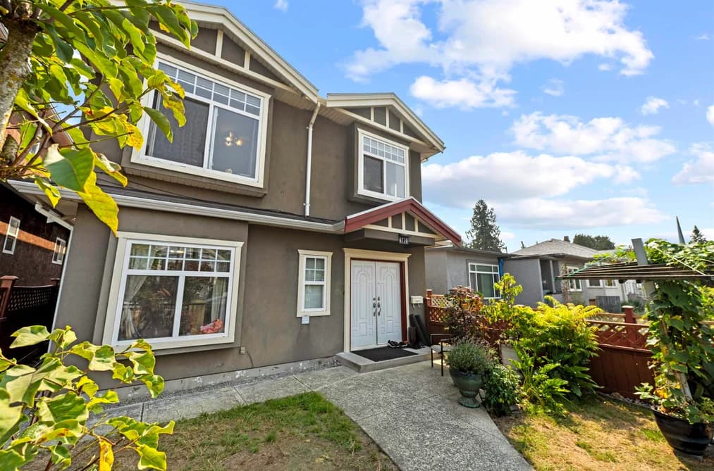 6720 FRASER STREET, Vancouver, BC — Residential for Sale - Photo 2
