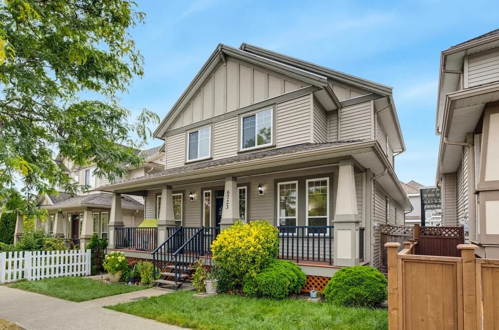 6723 194 STREET, Surrey, BC — Residential for Sale - Photo 2