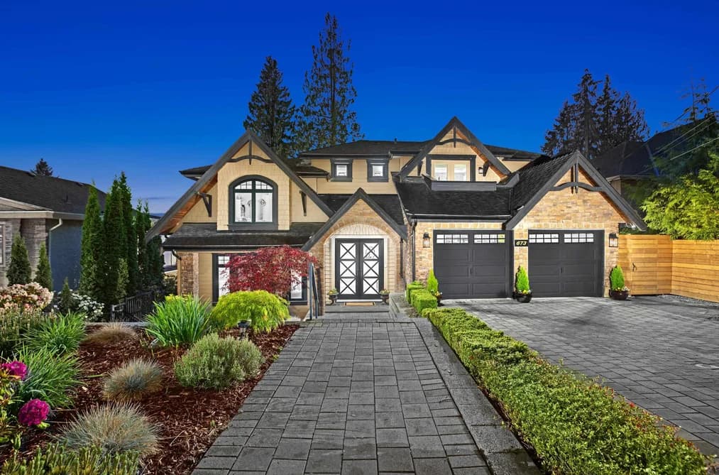 673 SYLVAN AVENUE, North Vancouver, BC — Residential for Sale - Main Photo