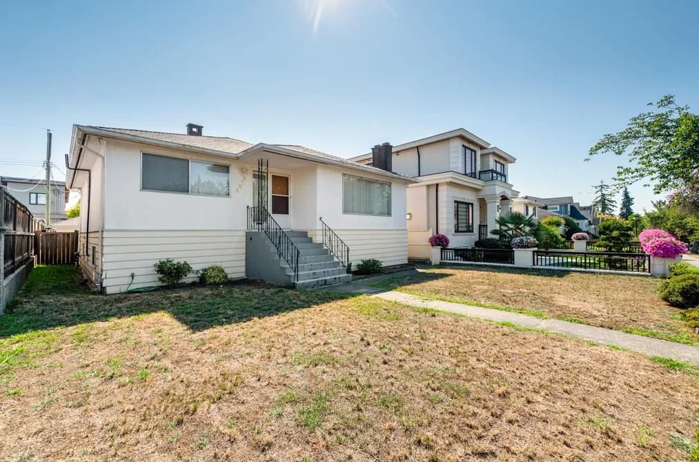 6758 KILLARNEY STREET, Vancouver, BC — Residential for Sale - Photo 2