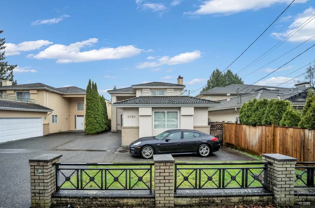 6780 COMSTOCK ROAD, Richmond, BC — Residential for Sale - Photo 2