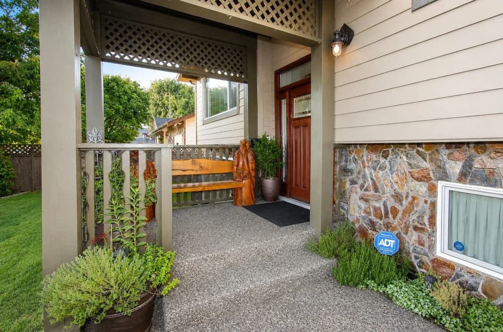 6780 SCHOOL LANE, Chilliwack, BC — Residential for Sale - Photo 2