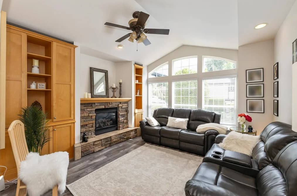 32777 CHILCOTIN DRIVE, Abbotsford, BC — Residential for Sale - Main Photo