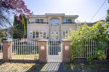 House for sale at 6818 Gilley Avenue Burnaby British Columbia - MLS: R3139138