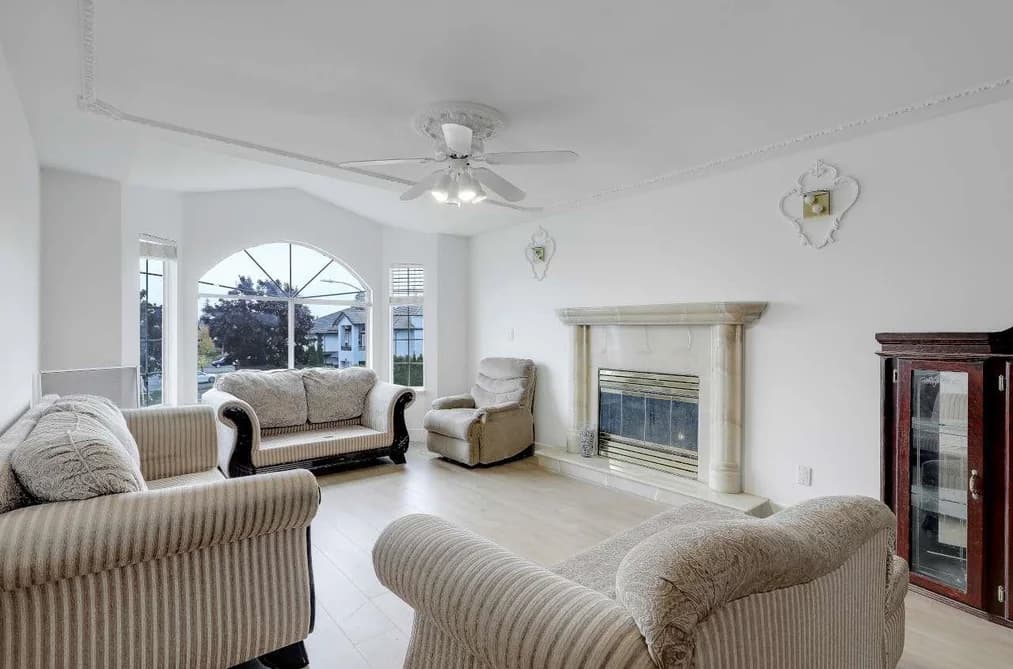 6832 127A STREET, Surrey, BC — Residential for Sale - Photo 2