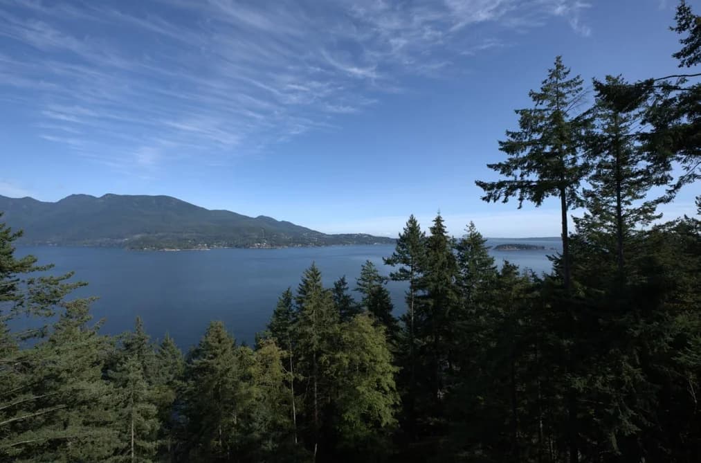 687 CHANNELVIEW DRIVE, Bowen Island, BC — Residential for Sale - Photo 2