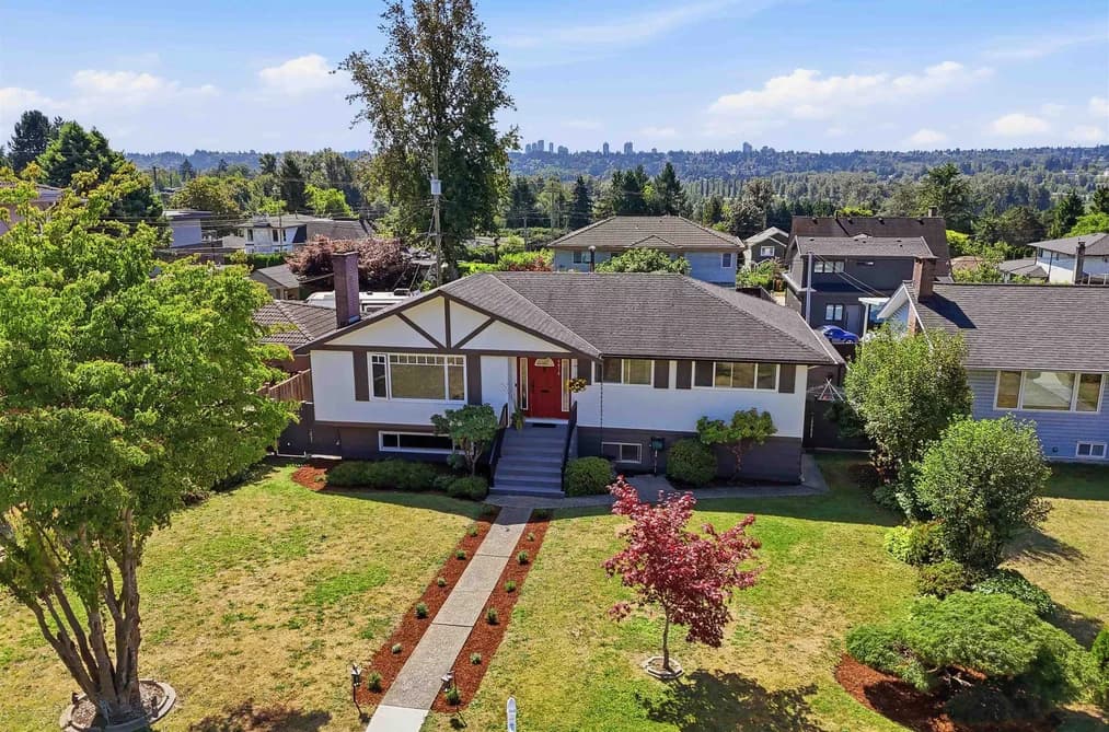 6876 HYCREST DRIVE, Burnaby, BC — Residential for Sale - Main Photo