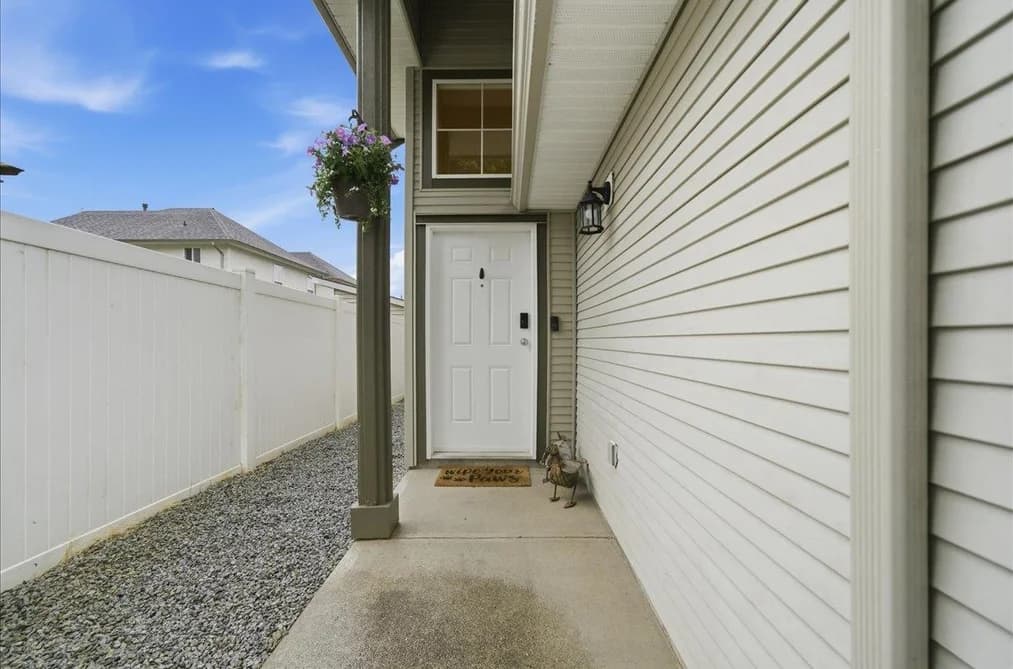 6885 INKMAN ROAD, Agassiz, BC — Residential for Sale - Photo 2