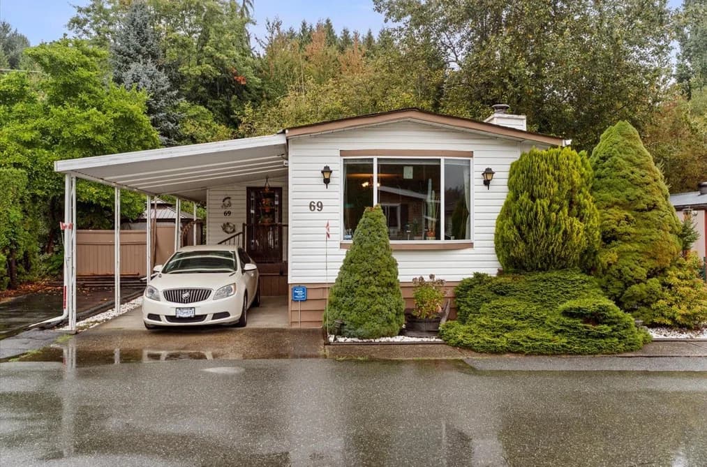 69 3300 HORN STREET, Abbotsford, BC — Residential for Sale - Photo 2