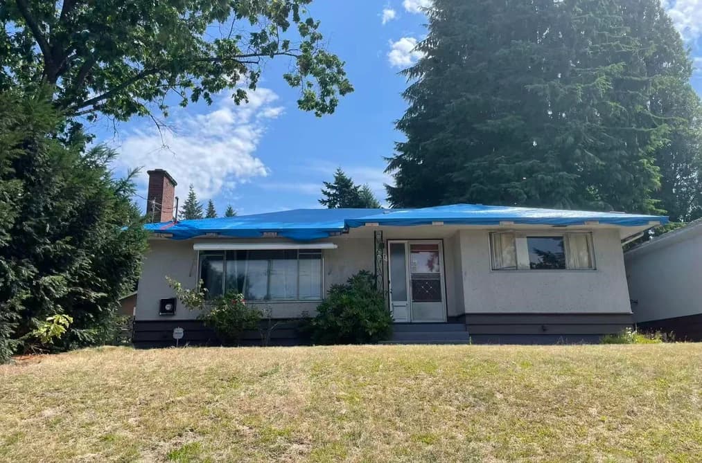 697 FAIRVIEW STREET, Coquitlam, BC — Residential for Sale - Main Photo