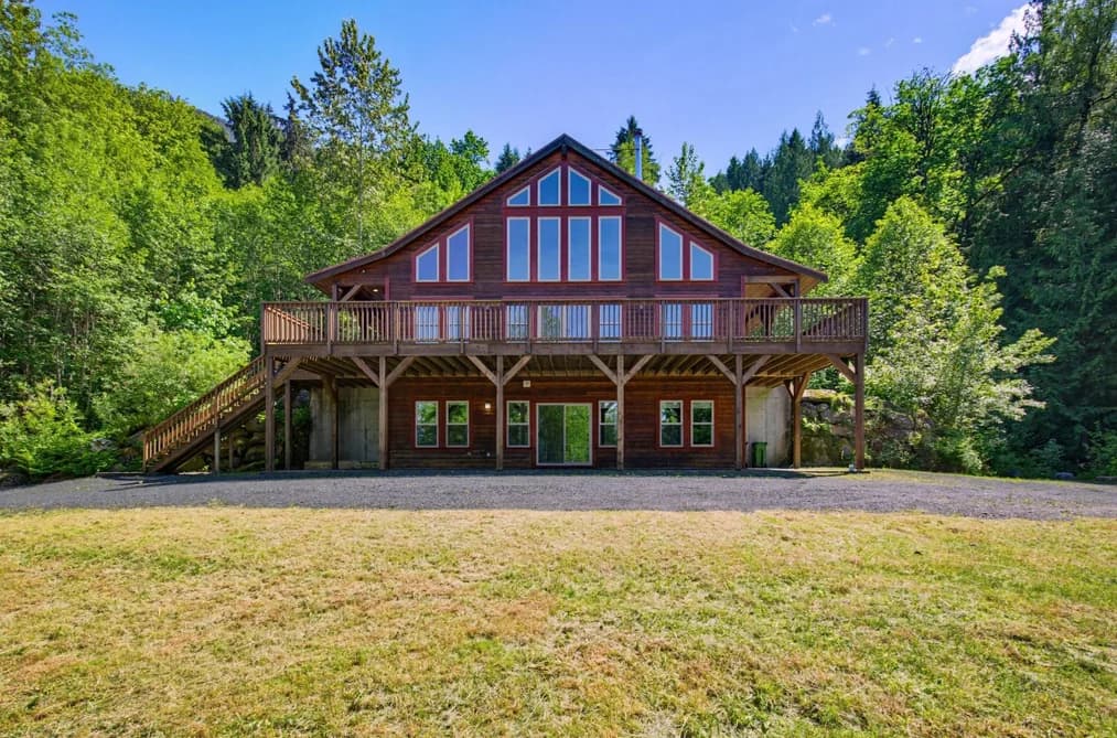6981 MARBLE HILL ROAD, Chilliwack, BC — Residential for Sale - Photo 2