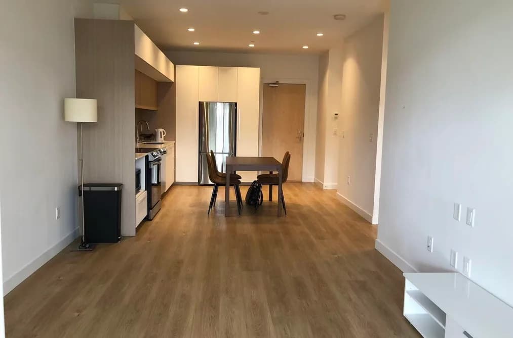 6F 9888 UNIVERSITY CRESCENT, Burnaby BC V5A 0G4 - Photo 1