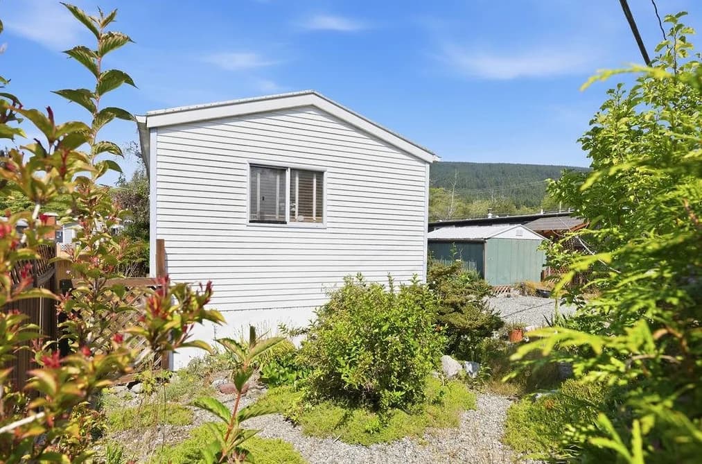 7 1413 SUNSHINE COAST HIGHWAY, Gibsons, BC — Residential for Sale - Main Photo