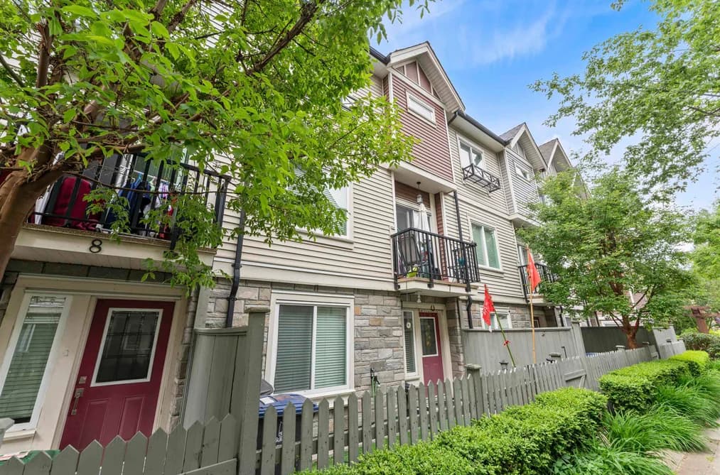 7 14338 103 AVENUE, Surrey, BC — Residential for Sale - Photo 2