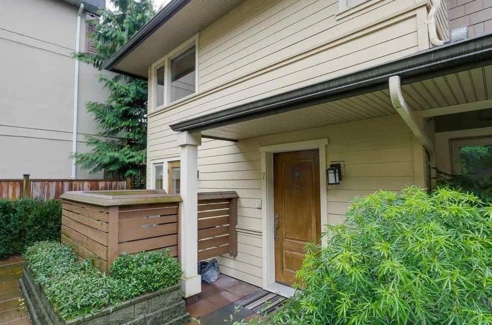7 215 E 4 STREET, North Vancouver, BC — Residential for Sale - Main Photo