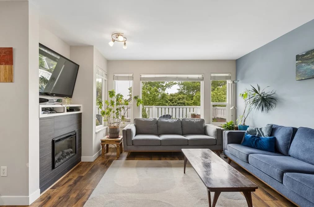 7 240 E KEITH ROAD, North Vancouver, BC — Residential for Sale - Photo 2