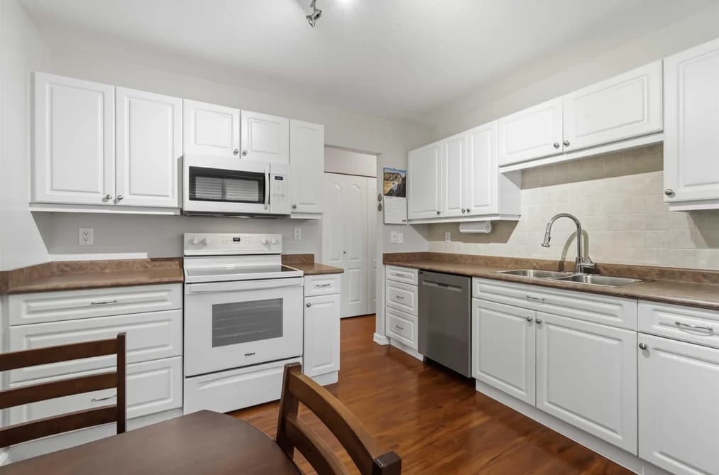 #7-2719 ST. MICHAEL STREET, Port Coquitlam, BC — Residential for Sale - Photo 2