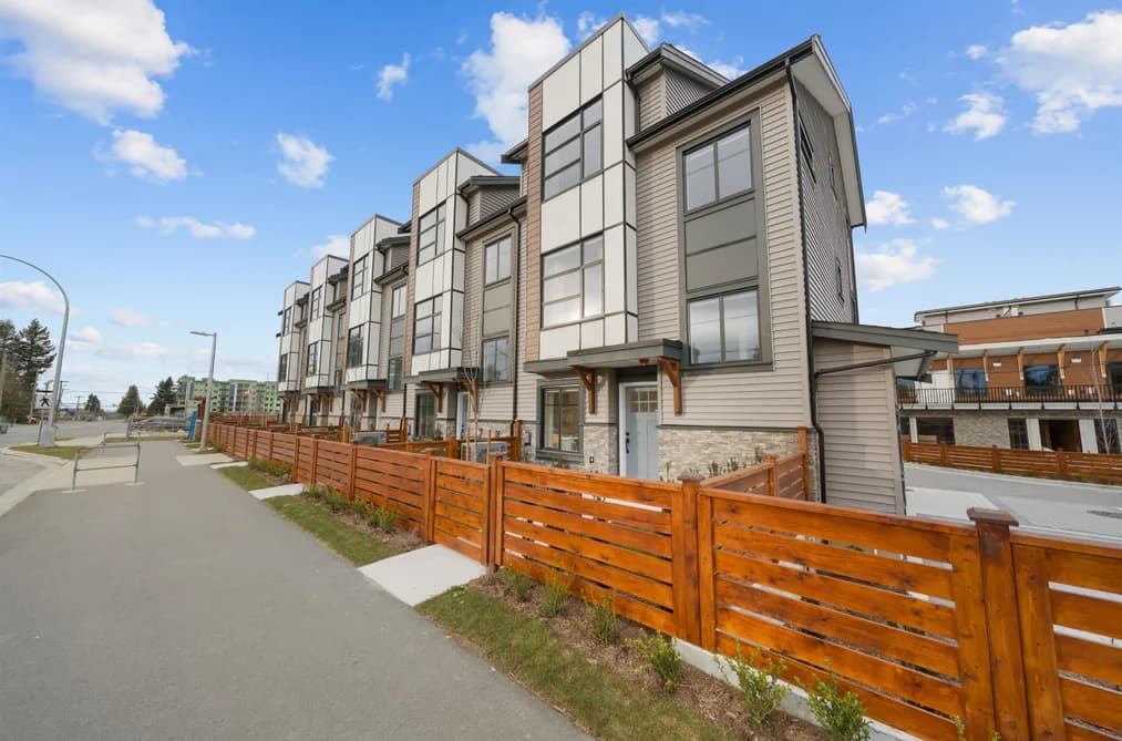 7 32929 CHERRY AVENUE, Mission, BC — Residential for Sale - Photo 2