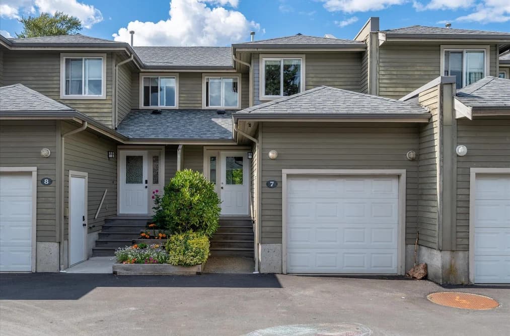 7 40200 GOVERNMENT ROAD, Squamish, BC — Residential for Sale - Main Photo