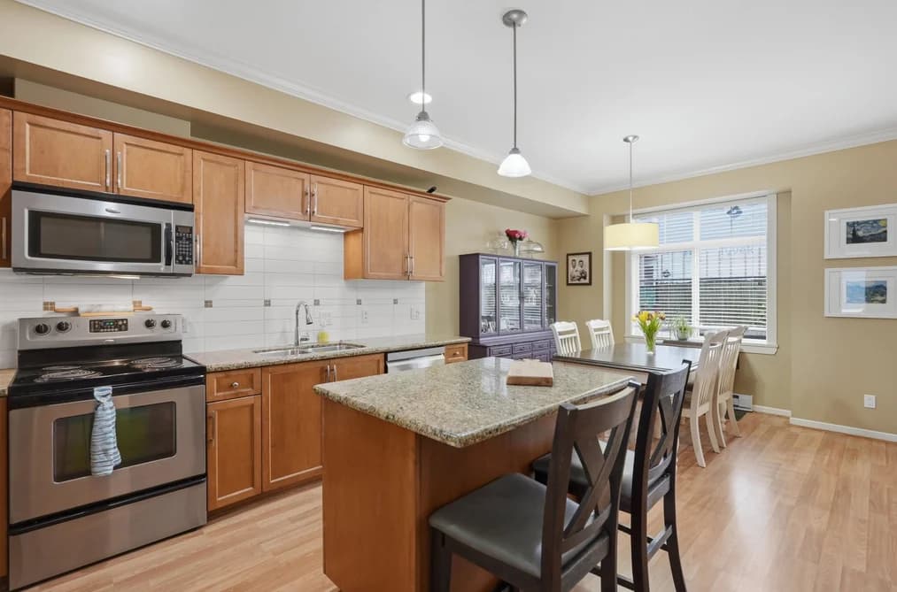 7 4910 CENTRAL AVENUE, Ladner, BC — Residential for Sale - Photo 2