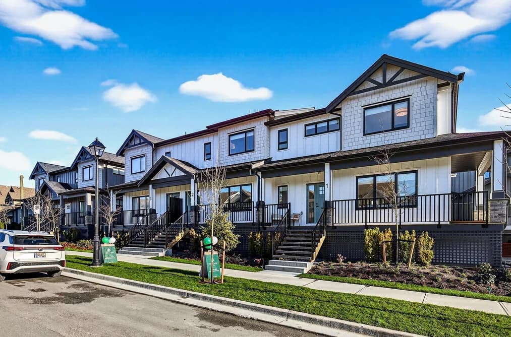 7 6828 208A STREET, Langley, BC — Residential for Sale - Photo 2