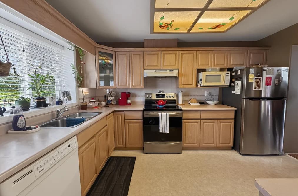 70 34250 HAZELWOOD AVENUE, Abbotsford, BC — Residential for Sale - Photo 2