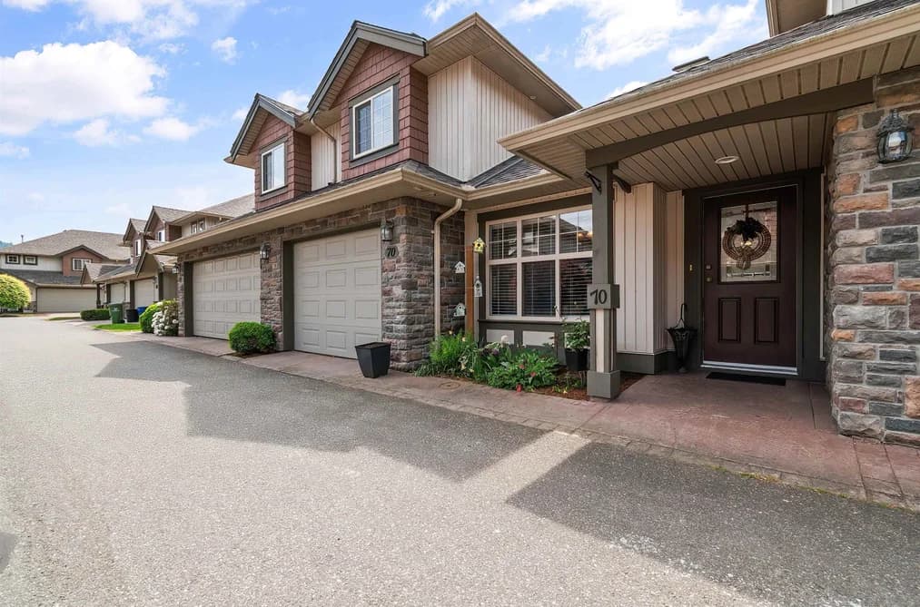 70 6887 SHEFFIELD WAY, Chilliwack, BC — Residential for Sale - Main Photo