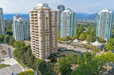 Condo for sale at 700 5967 Wilson Avenue Burnaby British Columbia - MLS: R3165389