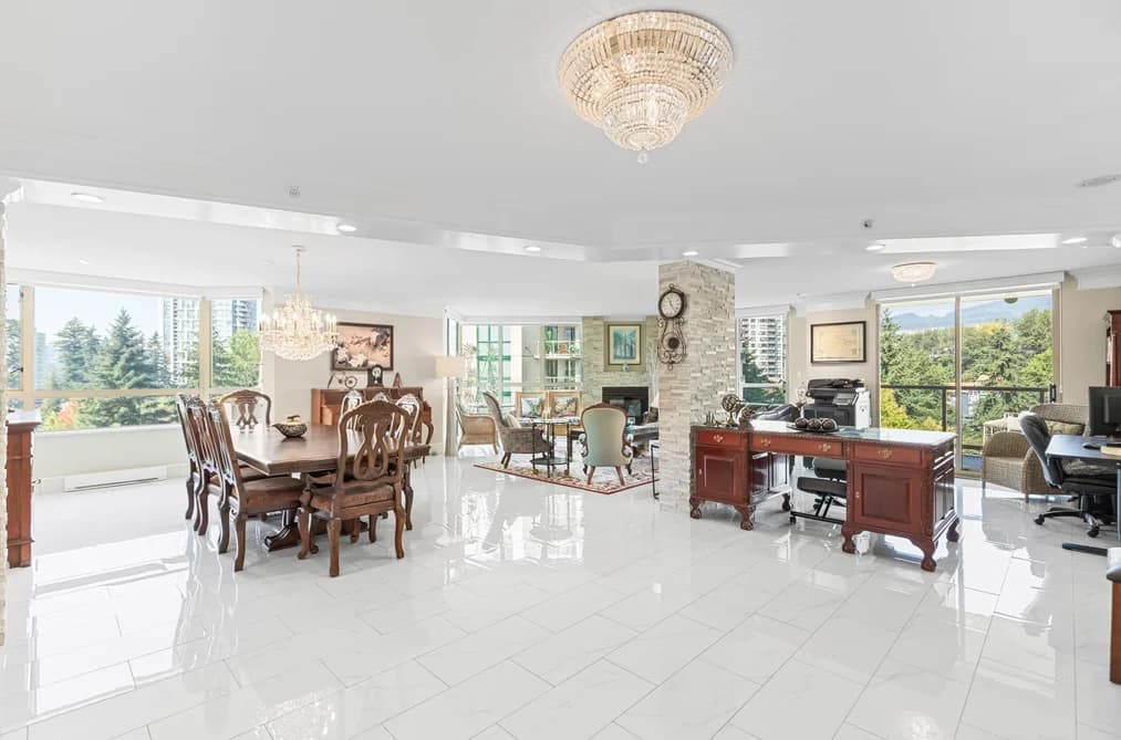 701 1190 PIPELINE ROAD, Coquitlam, BC — Residential for Sale - Photo 2