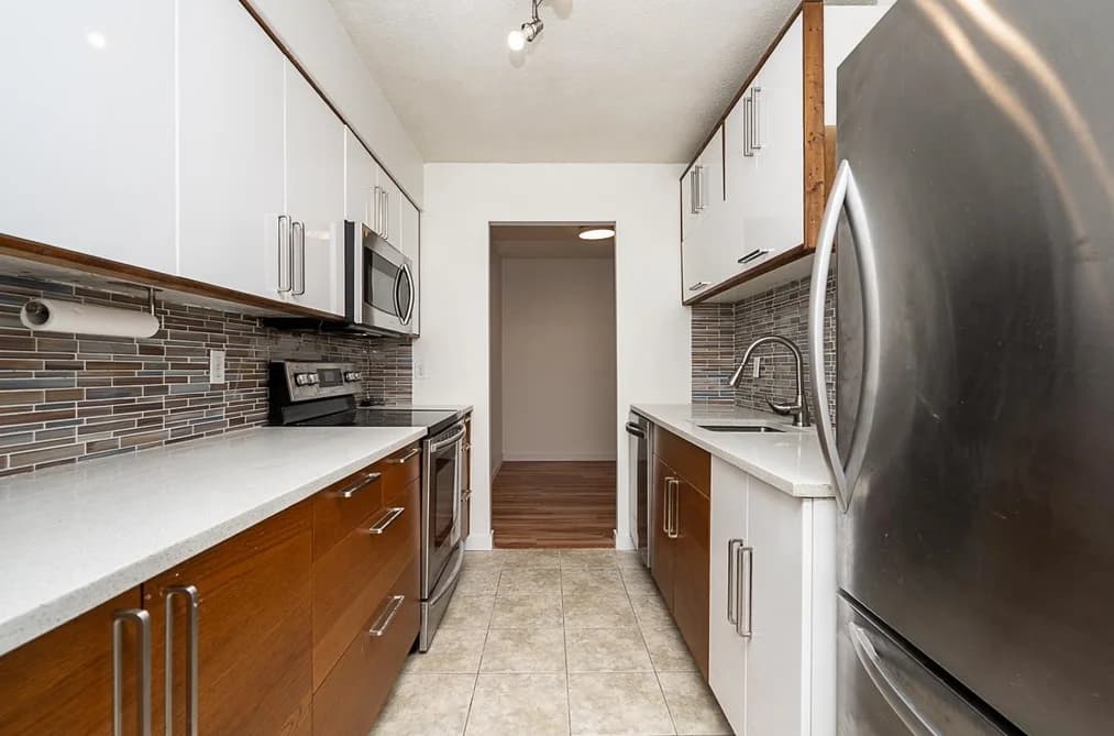 701 2060 BELLWOOD AVENUE, Burnaby, BC — Residential for Sale - Main Photo