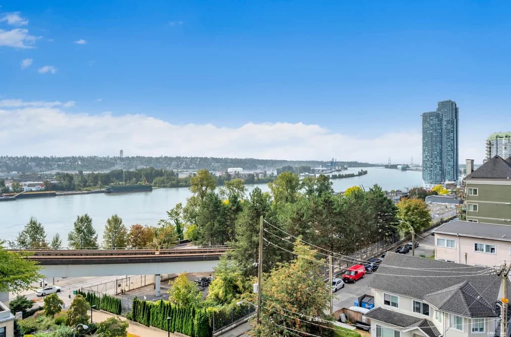 701 31 ELLIOT STREET, New Westminster, BC — Residential for Sale - Main Photo