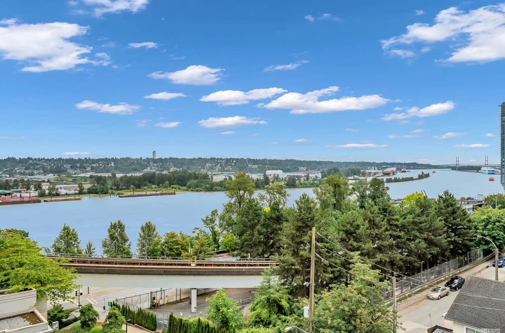 701 31 ELLIOT STREET, New Westminster, BC — Residential for Sale - Main Photo
