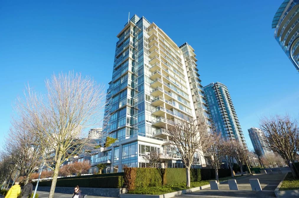 701 426 BEACH CRESCENT, Vancouver BC V6Z 3E9 - Photo 1