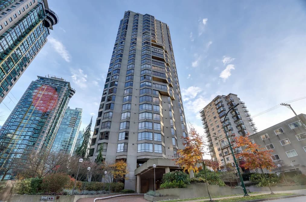 701 738 BROUGHTON STREET, Vancouver, BC — Residential for Sale - Main Photo