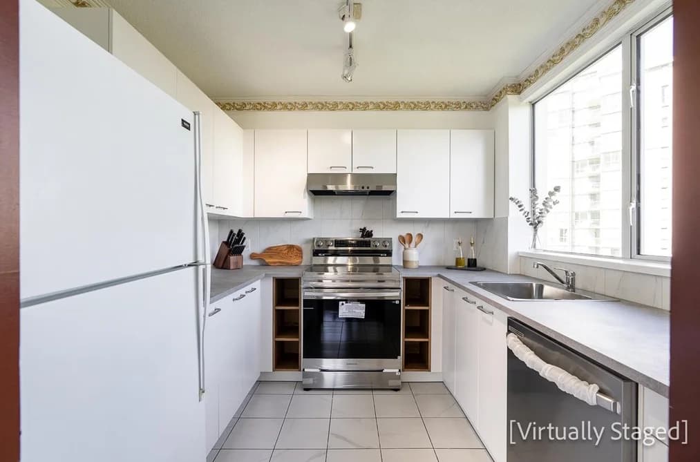 701 7680 GRANVILLE AVENUE, Richmond, BC — Residential for Sale - Photo 2