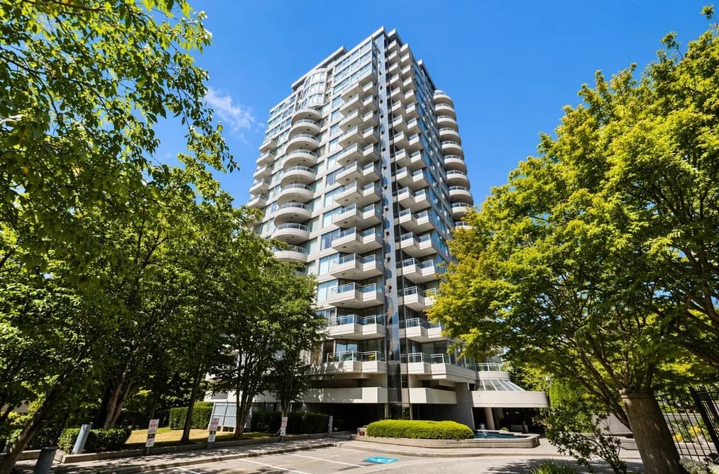702 13353 108 AVENUE, Surrey, BC — Residential for Sale - Main Photo