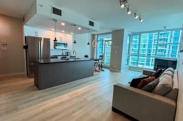 Condo for sale at 702 168 E Esplanade North Vancouver British Columbia - MLS: R3159610