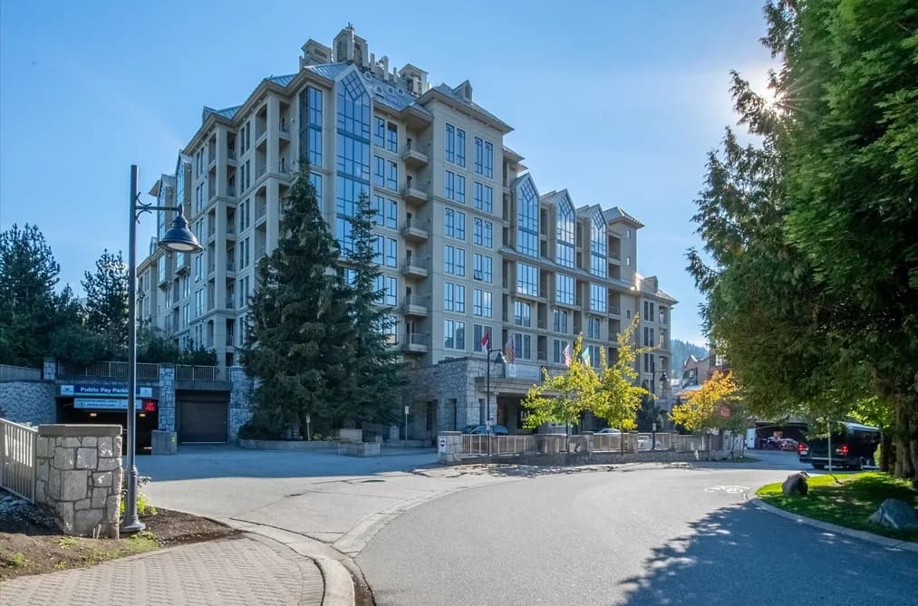 702 4320 SUNDIAL CRESCENT, Whistler, BC — Residential for Sale - Main Photo