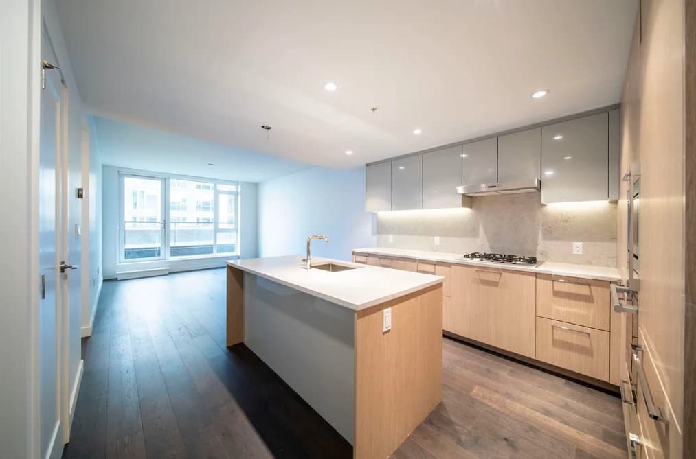702 8155 CAPSTAN WAY, Richmond, BC — Residential for Sale - Photo 2