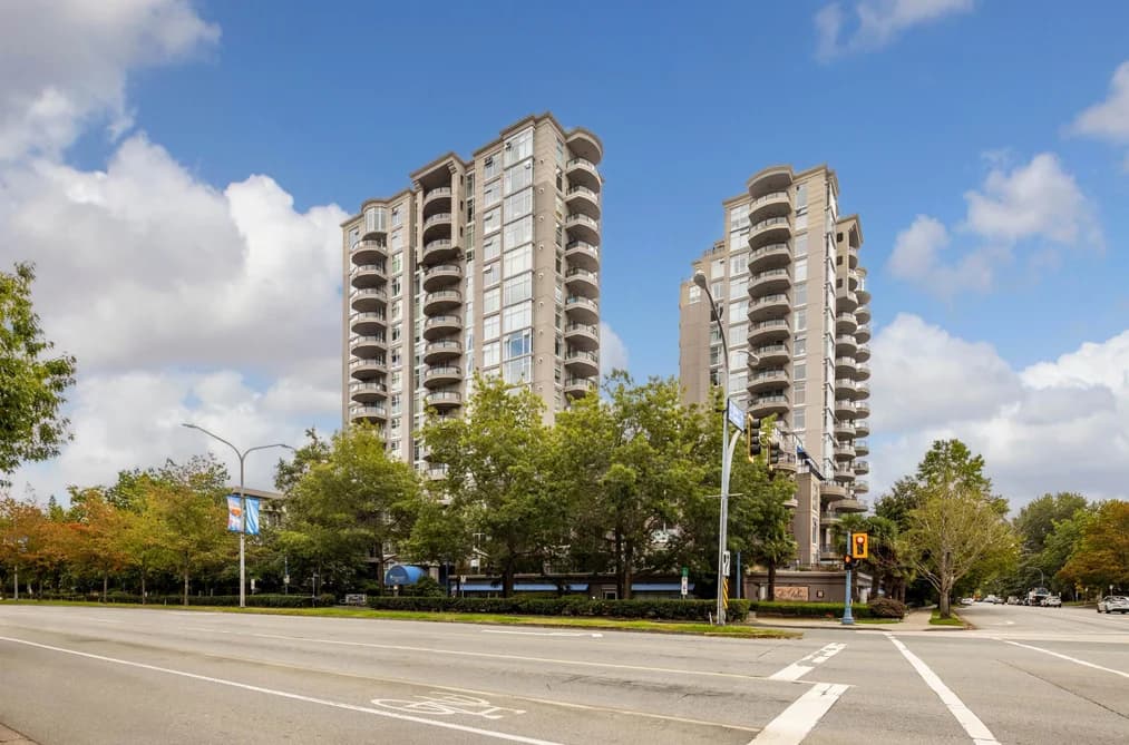 702 8460 GRANVILLE AVENUE, Richmond, BC — Residential for Sale - Main Photo
