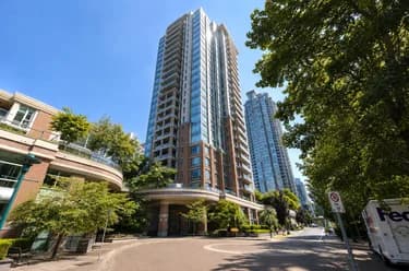Condo for sale at 703 1155 The High Street Coquitlam British Columbia - MLS: R3130674