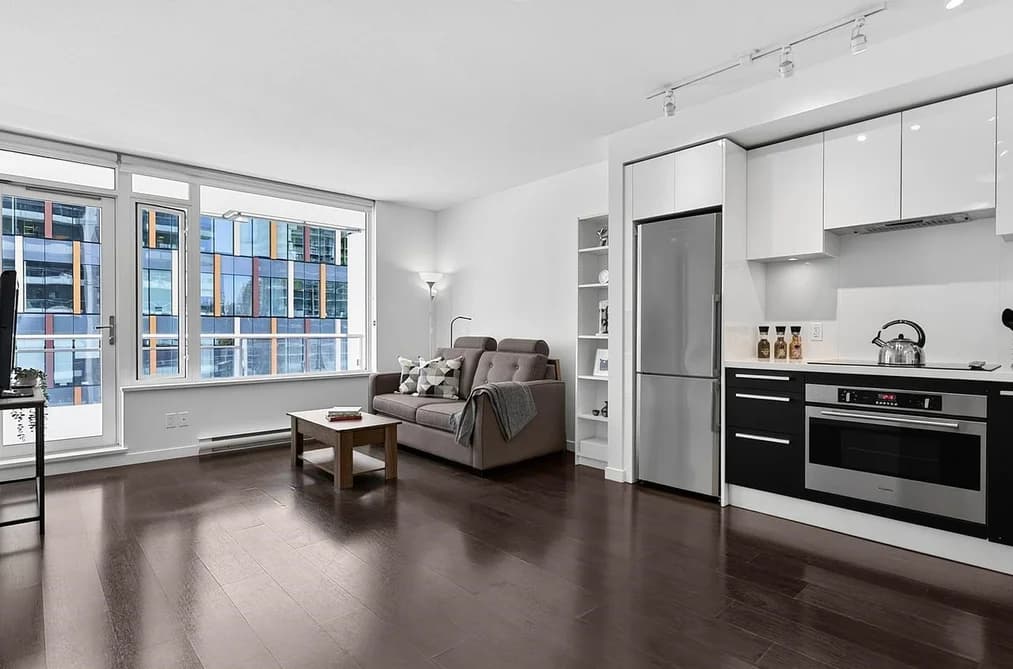 703 6333 SILVER AVENUE, Burnaby, BC — Residential for Sale - Photo 2