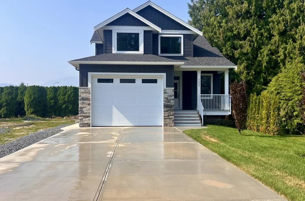 7033 EDEN DRIVE, Chilliwack, BC — Residential for Sale - Main Photo
