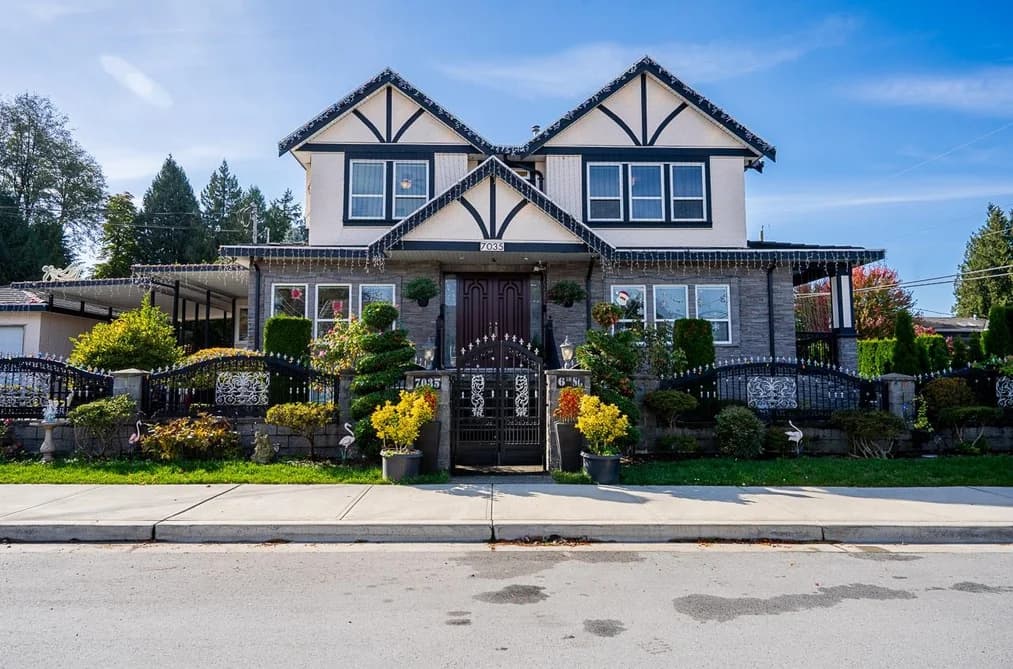 7035 6TH STREET, Burnaby, BC — Residential for Sale - Main Photo