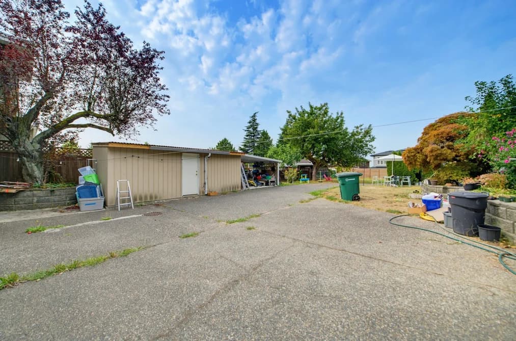 7041 WILLINGDON AVENUE, Burnaby, BC — Residential for Sale - Photo 2