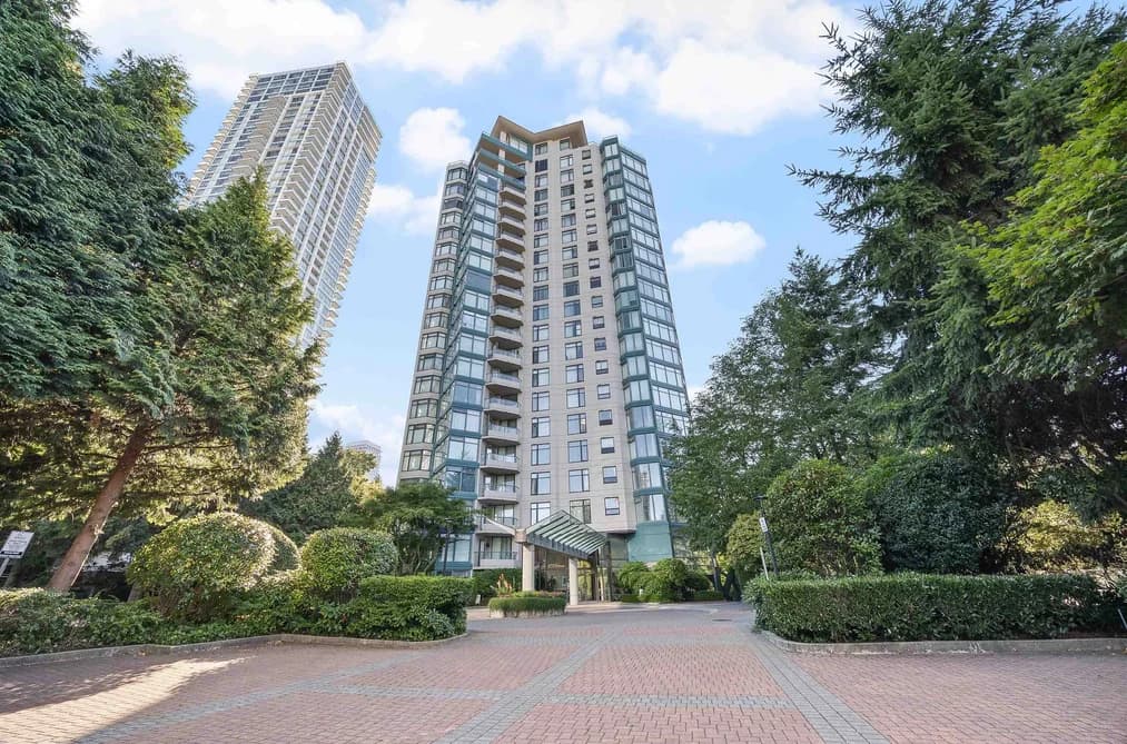 705 4505 HAZEL STREET, Burnaby, BC — Residential for Sale - Main Photo