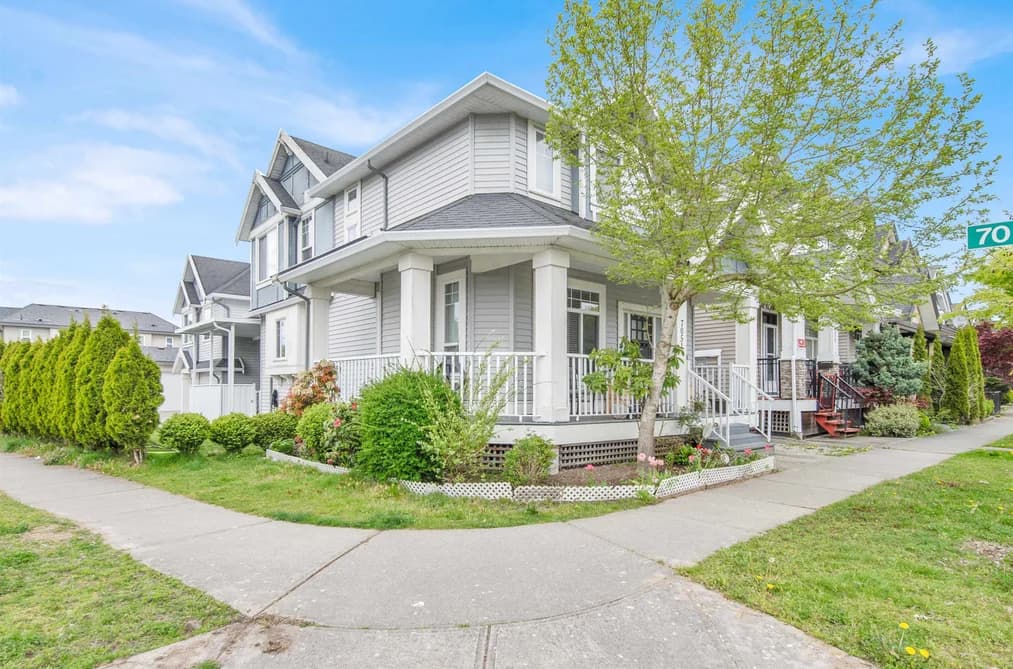7051 144B STREET, Surrey, BC — Residential for Sale - Photo 2