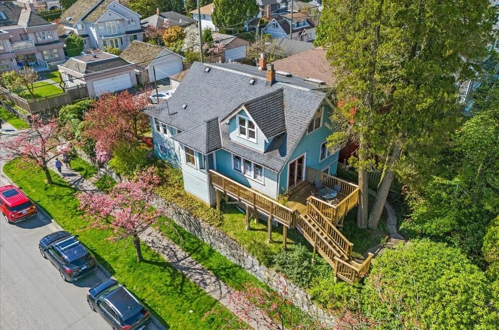 706 W 24TH AVENUE, Vancouver, BC — Residential for Sale - Main Photo