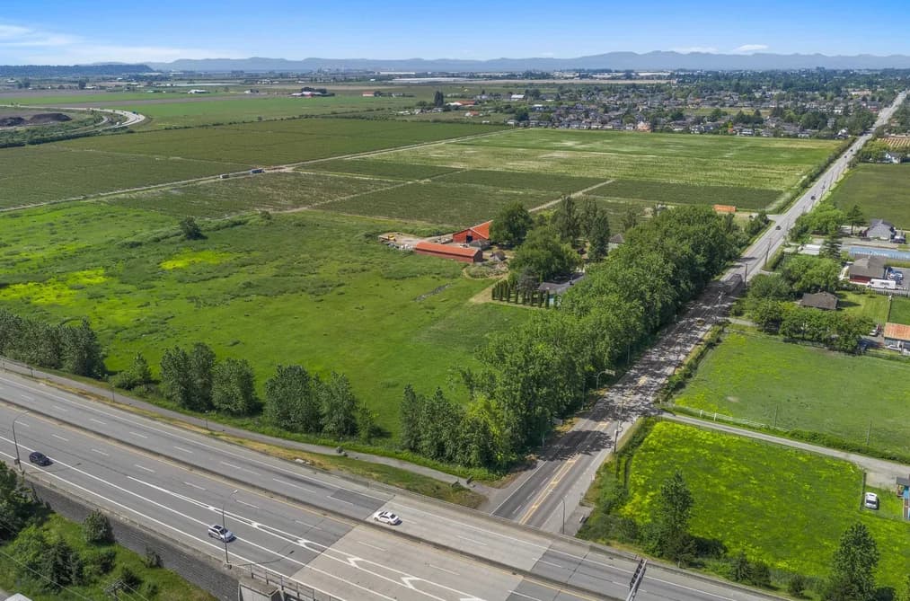 7064 LADNER TRUNK ROAD, Delta, BC — Residential for Sale - Photo 2